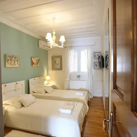 Thalassaki House Apartament *