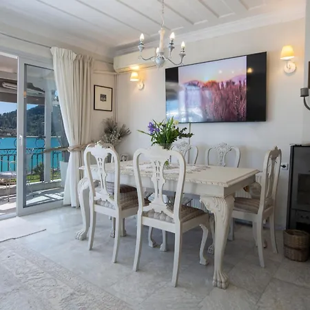 Appartement Thalassaki House *