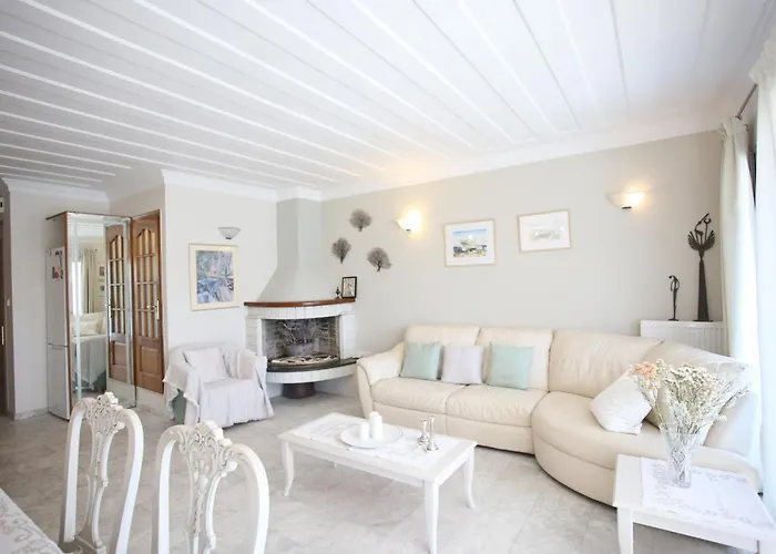 Апартаменты Thalassaki House